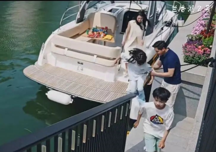 上海品质湖居|兰香湖|兰香湖壹号|兰香湖贰号|别具一格的水岸生活方式|闵行滨水区与产业核心整合|探索兰香湖2号 | 水岸风情，演绎非凡居住艺术