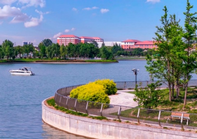 兰香湖湖居美学|上海湖居社群|兰香湖贰号活力水岸|沪居滨水经济带|闵行滨水区与产业核心整合|上海高端住宅·兰香湖贰号|湖畔全能生活场|兰香湖壹号